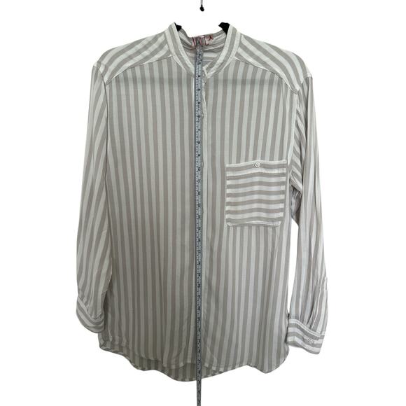 Rails Striped Button Down One Pocket Shirt Beige & White Size M - Picture 2 of 6